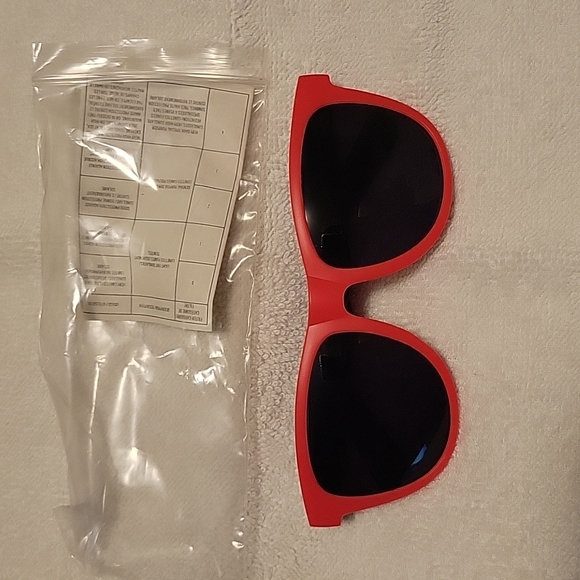 PINK Victoria's Secret Accessories - PINK Sunglasses